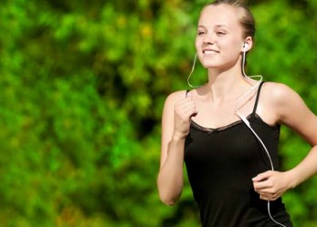 Latest Jvc Ha-Etr40 Head Phones Designed for Runners