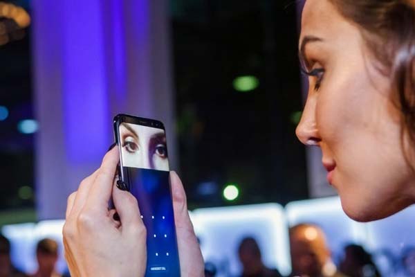 Samsung’s Facial Recognition Technology And Mobile Payments