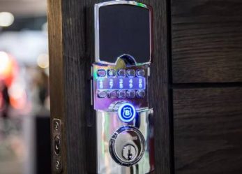 Not Batteries, This Smart Lock Is Powered By The Sun